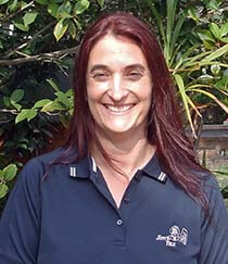 <b class="small-title text-center">ILDI KLEIN</b>